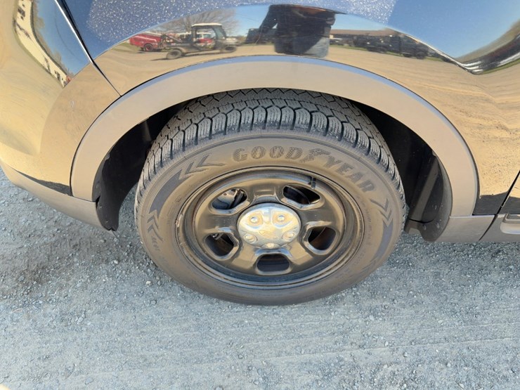 2014-ford-explorer-police-interceptor-image-11