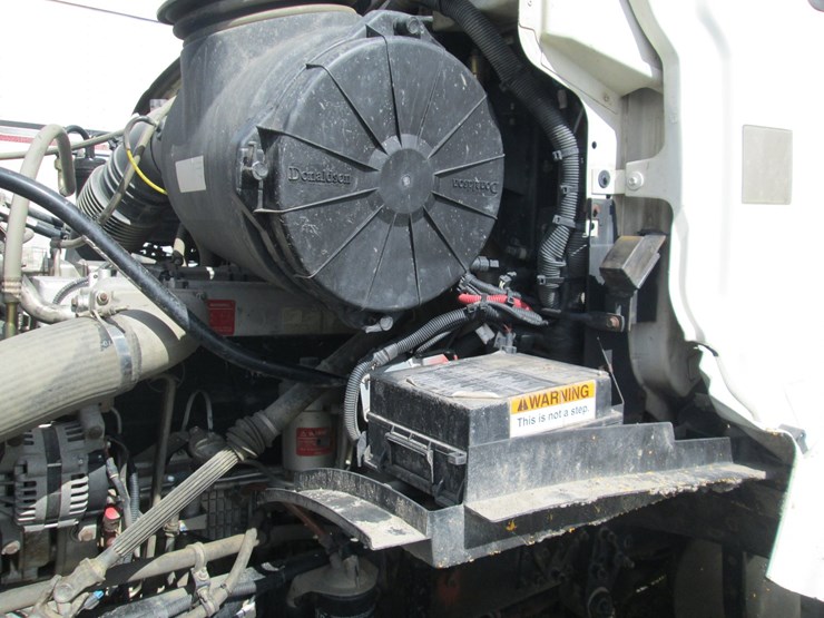 2007-sterling-at9500-image-27