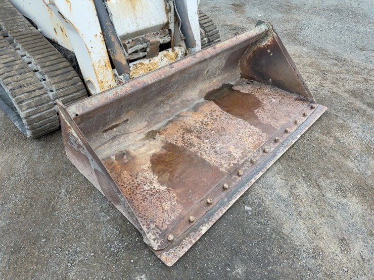 2013-bobcat-t650-image-8