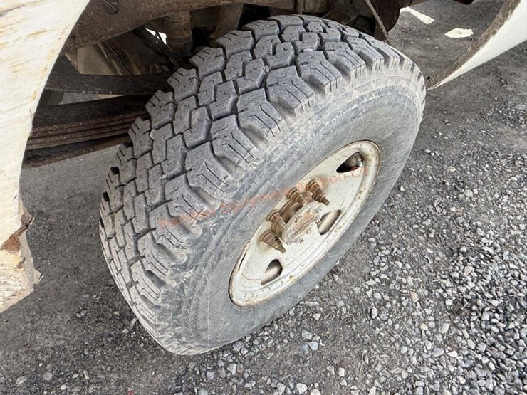 2006-ford-f250-xl-image-16