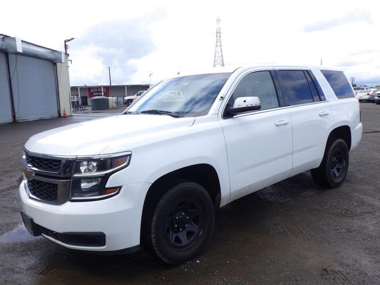 2019-chevrolet-tahoe-image-1