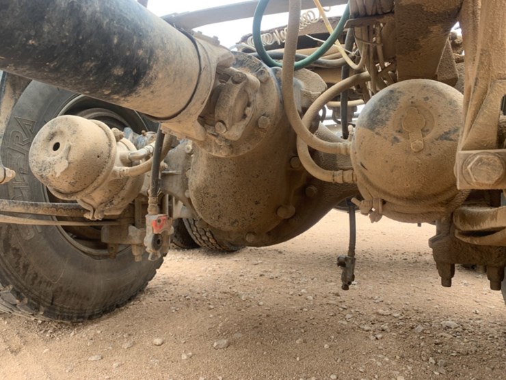 2007-international-9900i-image-7