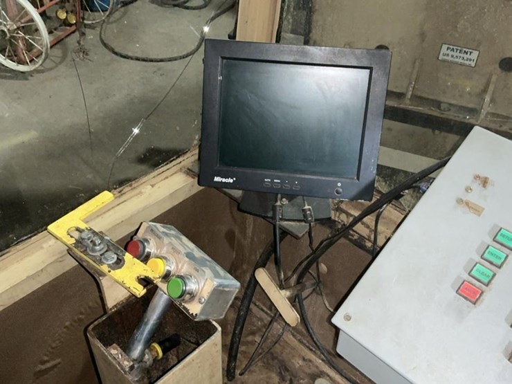 #149-•-2017-hurdle-magnum-lt-carriage-image-68