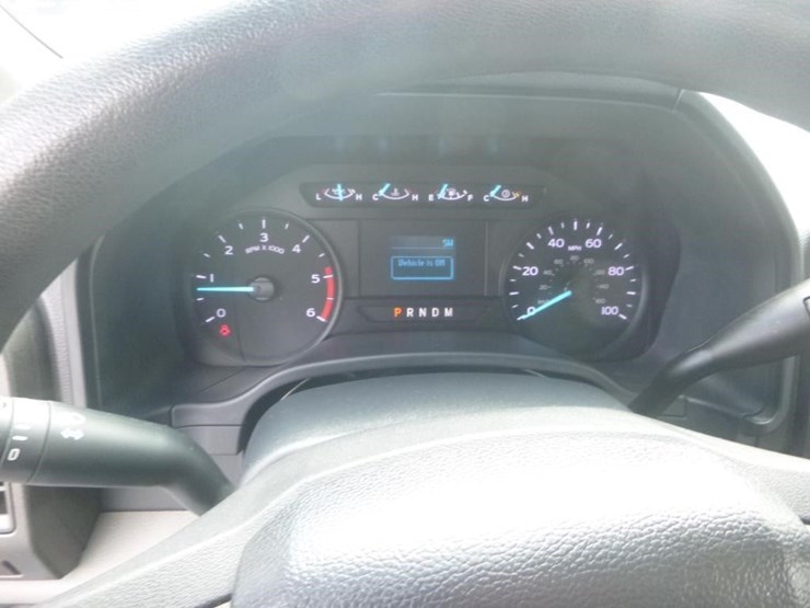 2022-ford-f450-xl-image-15