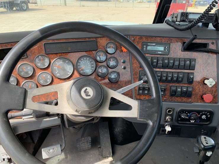 2012-western-star-4900-image-7