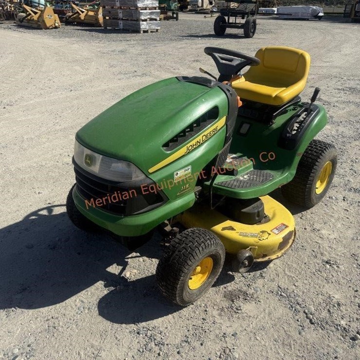 JOHN DEERE 115