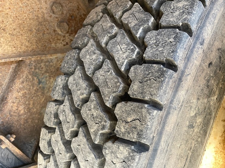 1996-cummins-m11-image-83