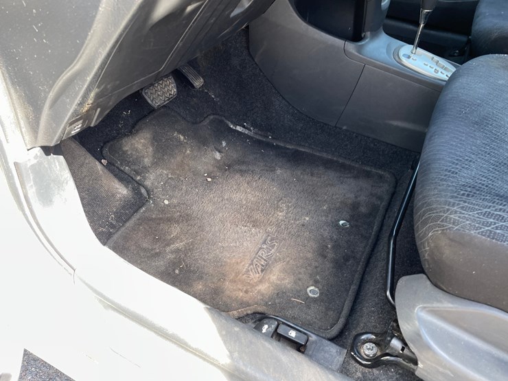 #111-•-2007-toyota-yaris-(has-wi-title)-image-54