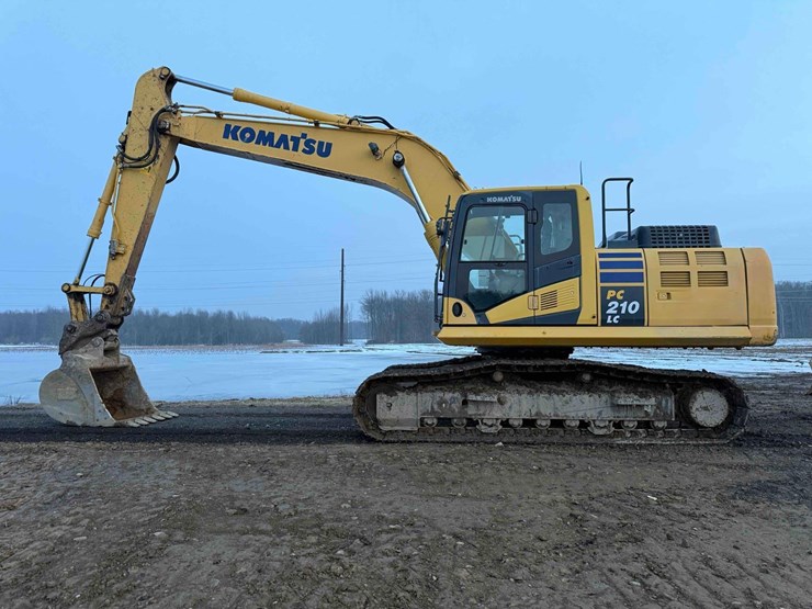 2018-komatsu-pc210-lc-11-image-1