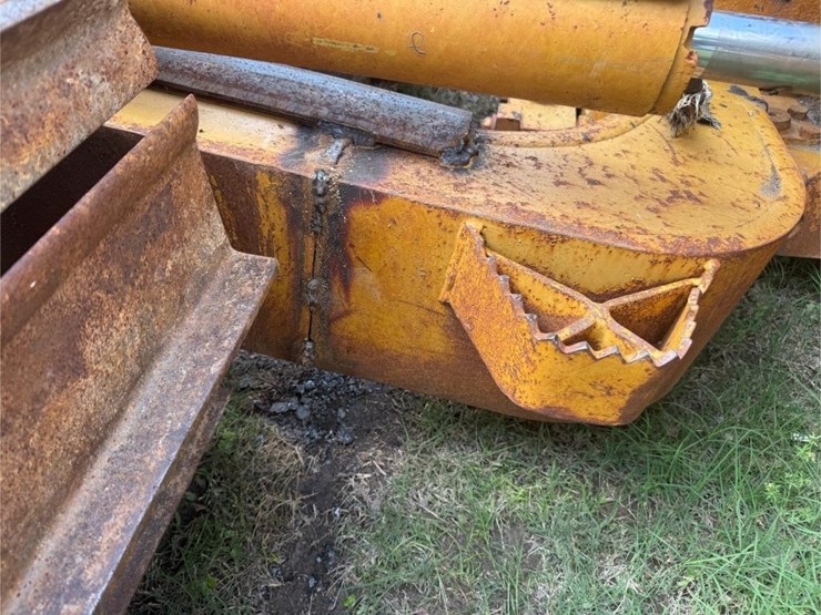 2006-caterpillar-d6n-lgp-image-27