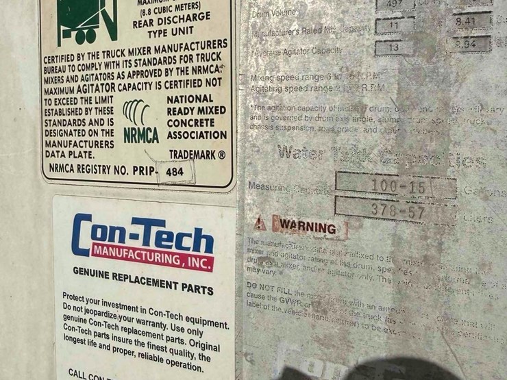 2014-peterbilt-567-image-9