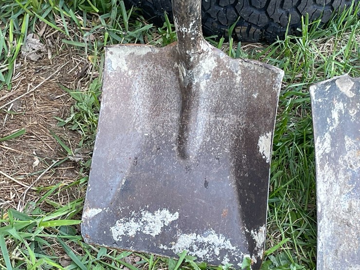 #7443-•-flat-shovels-image-4