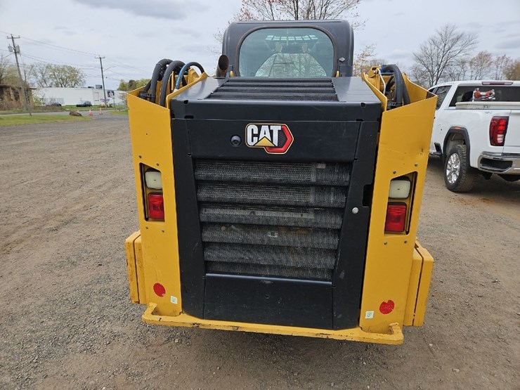 2022-caterpillar-246d3-image-4