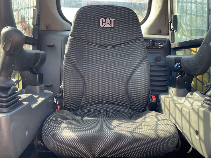 caterpillar-216b-image-34