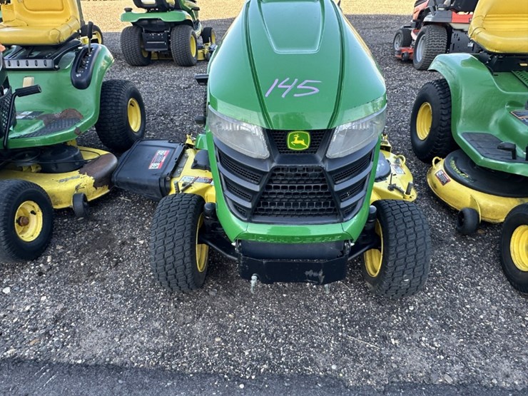 2014-john-deere-x320-image-5