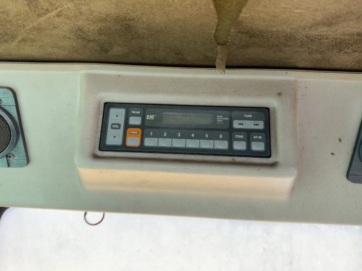 2003-caterpillar-m313c-image-21