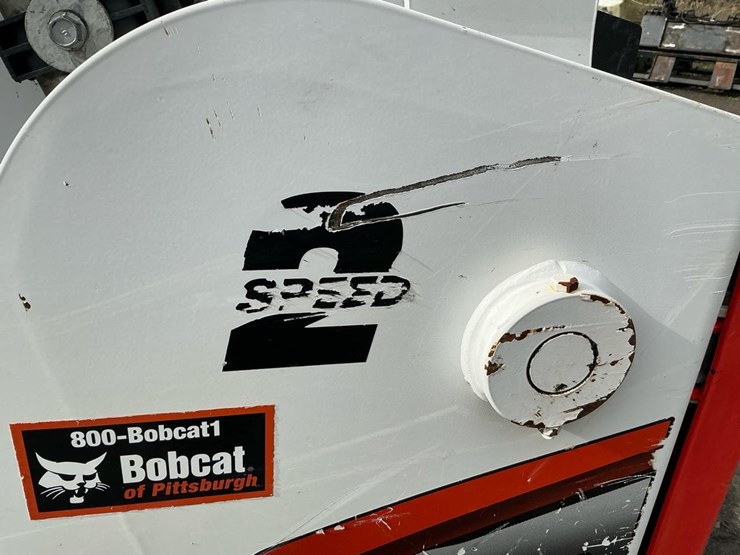 2024-bobcat-t770-image-38