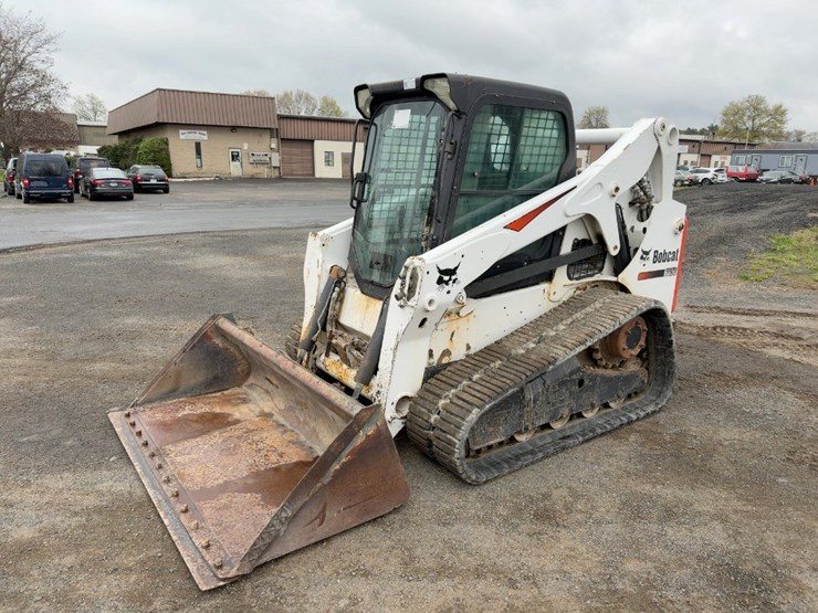 2013-bobcat-t650-image-1