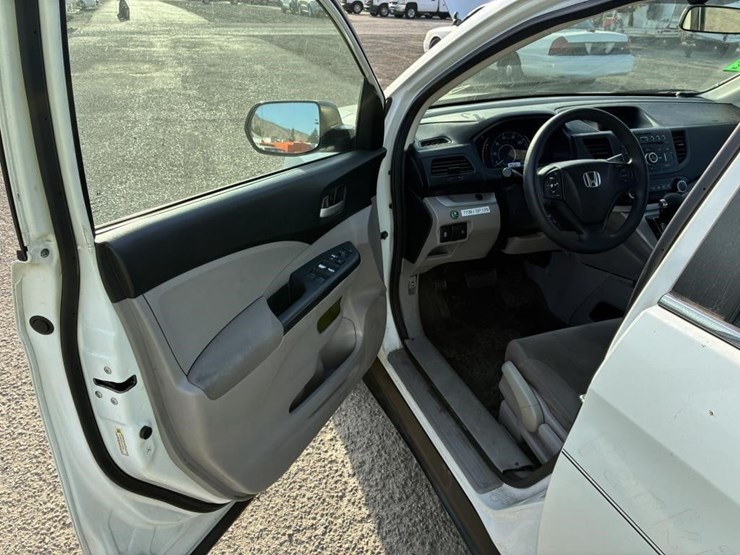 2014-honda-crv-image-13