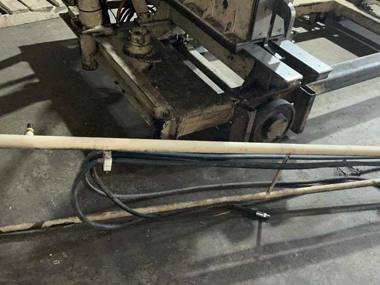 #149-•-2017-hurdle-magnum-lt-carriage-image-53