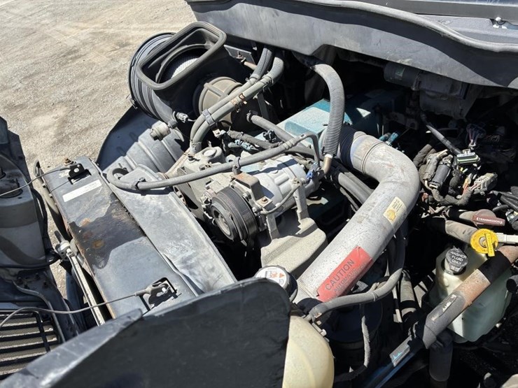 2003-international-durastar-4300-image-6