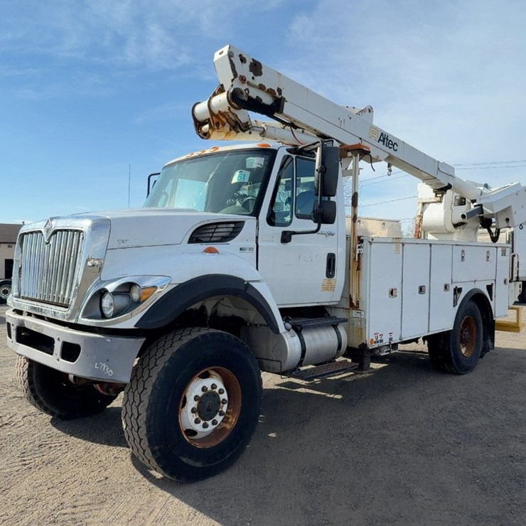 2013 INTERNATIONAL 7300