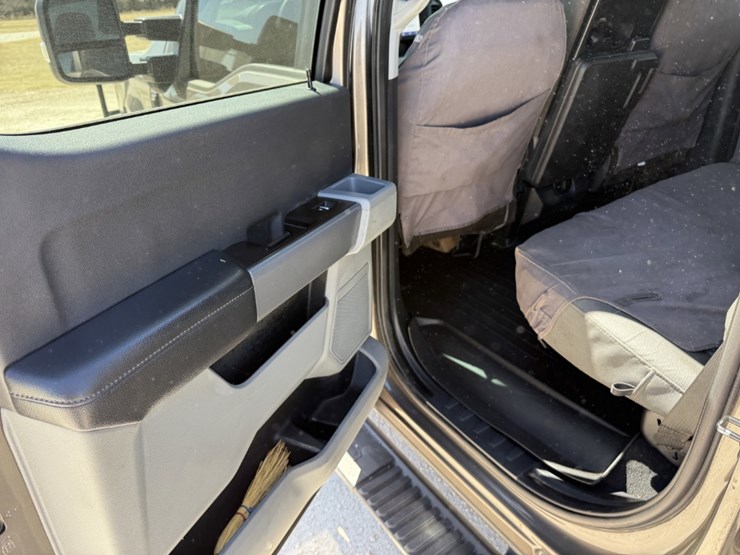 2023-ford-f250-image-20