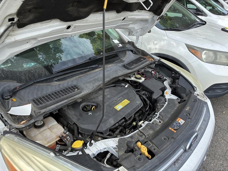 2013-ford-escape-se-image-7