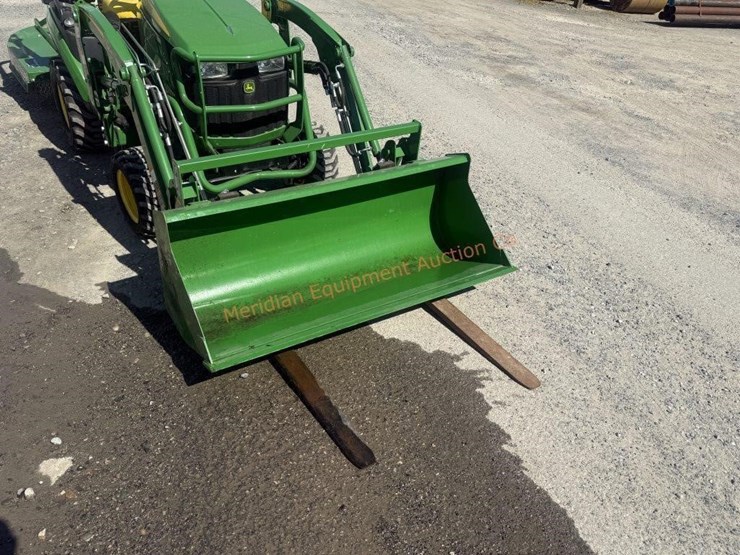 john-deere-1025r-image-8