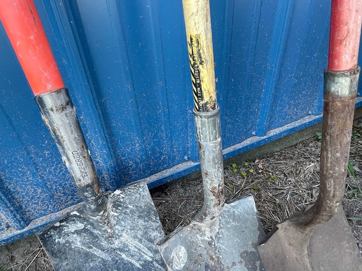 #7440-•-shovels-image-5