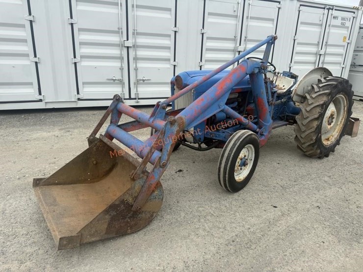 1960-ford-600-image-11