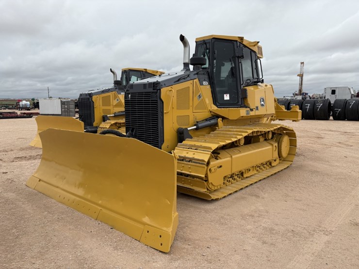 2016-deere-850k-lgp-image-7