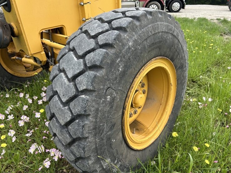 2018-deere-770g-image-8