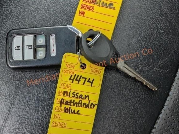 2014-nissan-pathfinder-image-44