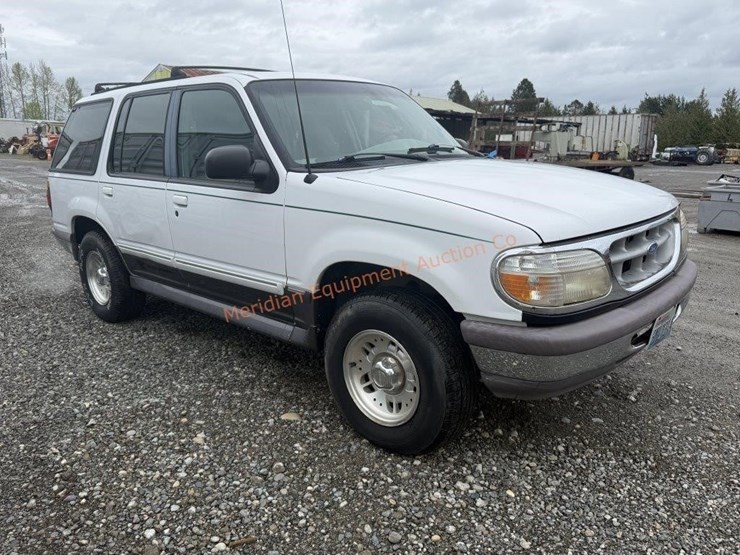 1995-ford-explorer-xlt-image-11