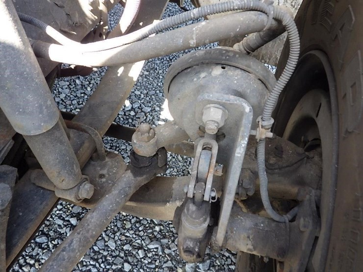 2005-utility-combo-image-31