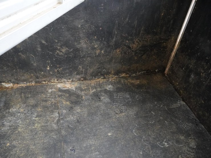 #142-•-1999-exiss-3-slant-aluminum-6-horse-capacity-trailer-image-68