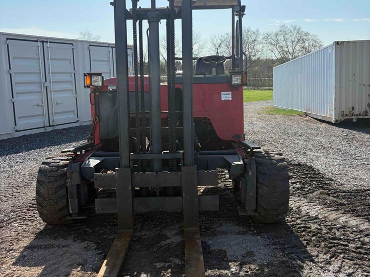 2016-moffett-m8-55.4-image-2