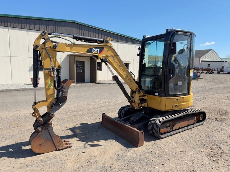 2014-caterpillar-303e-cr-image-1