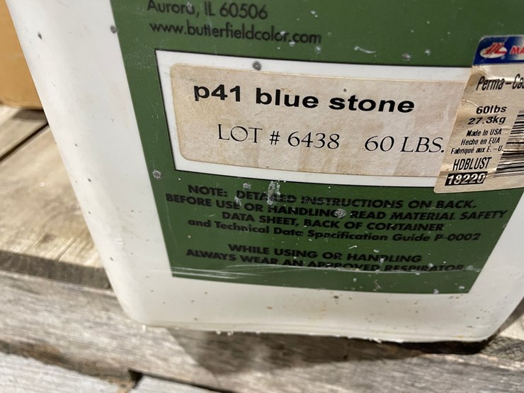 #5052-•-pallet-of-concrete-supplies-image-11