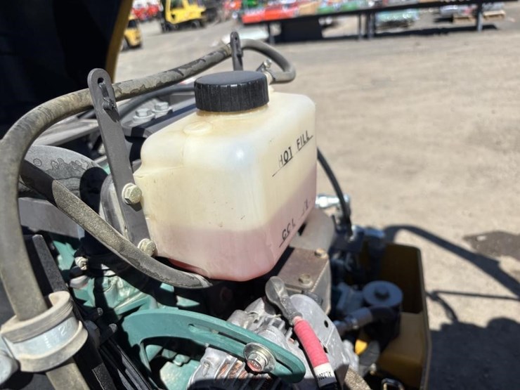 2018-volvo-dd25b-image-34