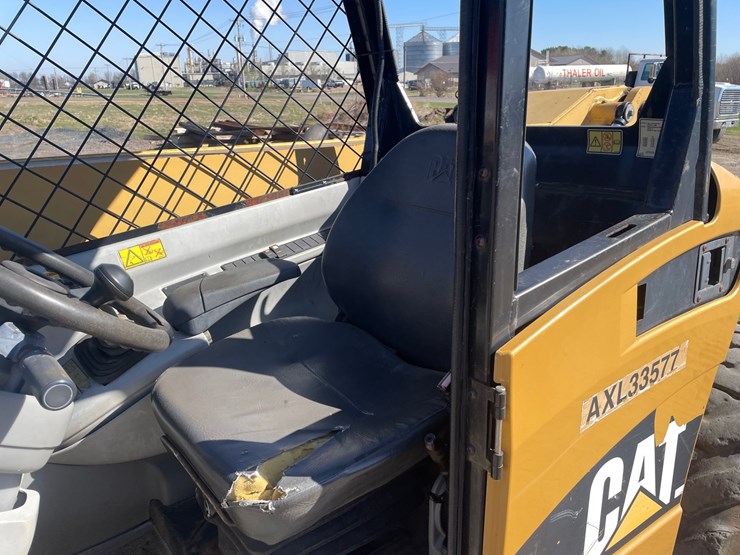 caterpillar-th350b-image-23