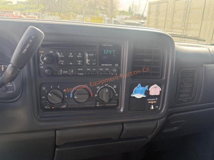 2001-chevrolet-silverado-2500-image-25