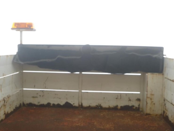 2006-international-durastar-4300-image-11