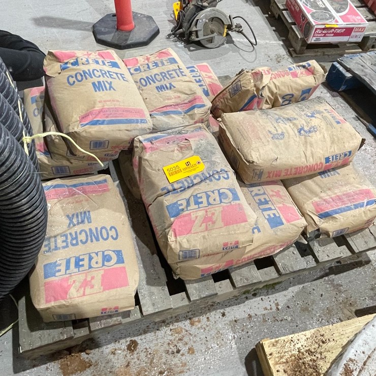 #5035 • (10) Bags of EZ Crete Concrete Mix