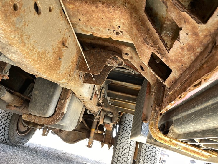 2012-ford-f350-image-25