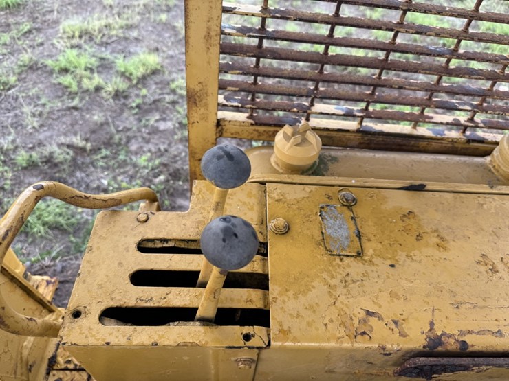 caterpillar-941b-image-18