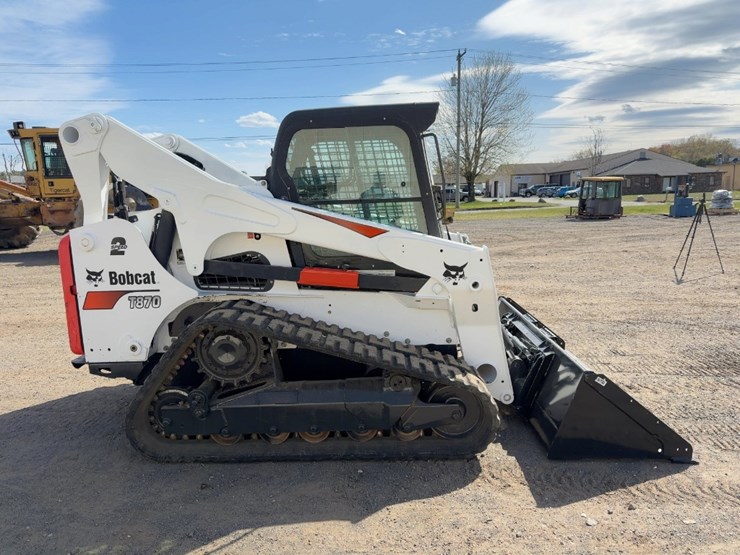 2020-bobcat-t870-image-6