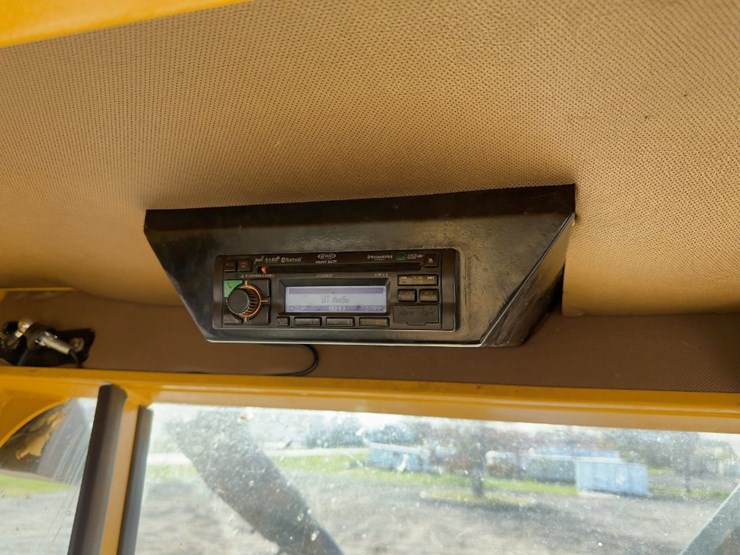 2016-tigercat-610e-image-20