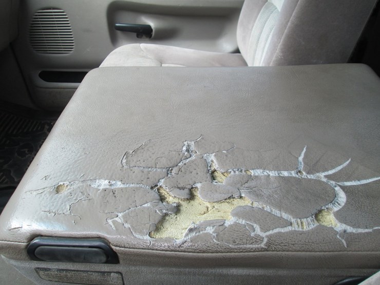 1996-dodge-3500-image-32